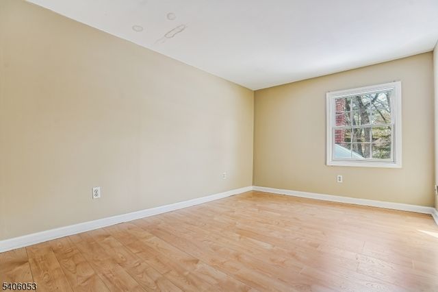 1 Mountain View Dr, Chester Twp., NJ 07930