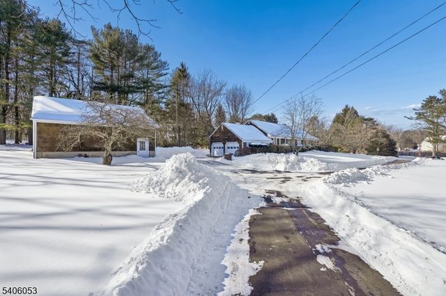 1 Mountain View Dr, Chester Twp., NJ 07930