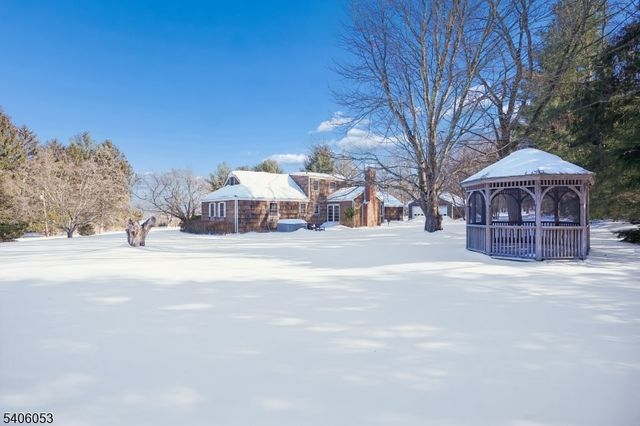 1 Mountain View Dr, Chester Twp., NJ 07930