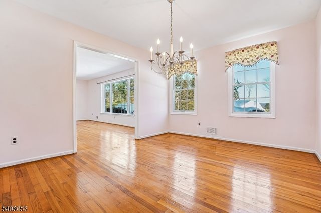 1 Mountain View Dr, Chester Twp., NJ 07930