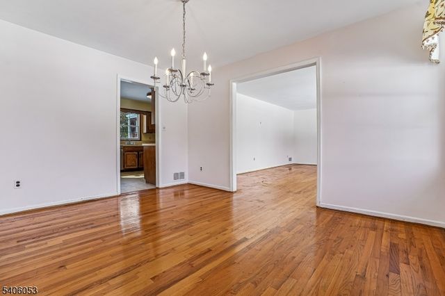 1 Mountain View Dr, Chester Twp., NJ 07930