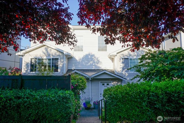 9426 Linden Avenue N, Seattle, WA 98103