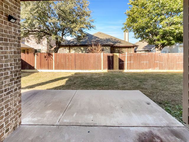 1517 Toucan Drive, Little Elm, TX 75068