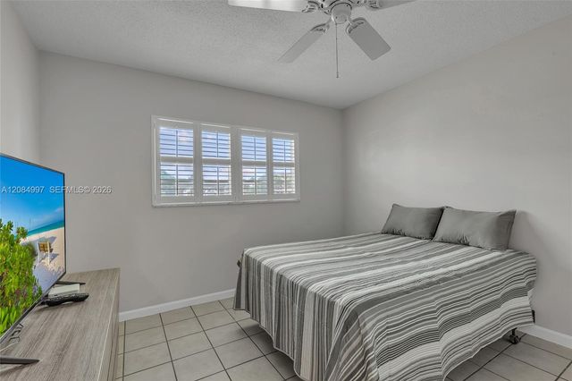 20 Yacht Club Drive 103, North Palm Beach, FL 33408