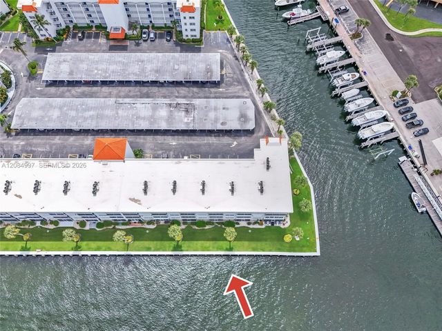20 Yacht Club Drive 103, North Palm Beach, FL 33408