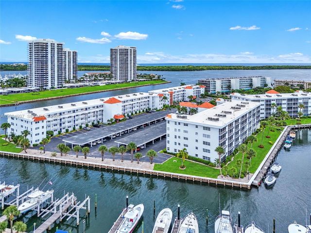 20 Yacht Club Drive 103, North Palm Beach, FL 33408