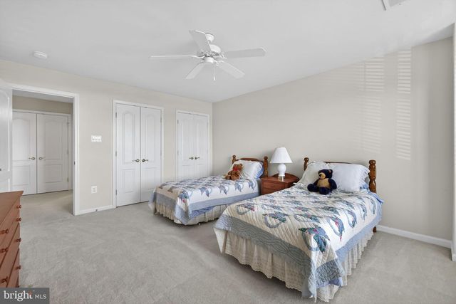 27 BEALLAIR SQUARE DR, Charles Town, WV 25414