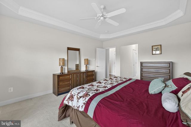 27 BEALLAIR SQUARE DR, Charles Town, WV 25414