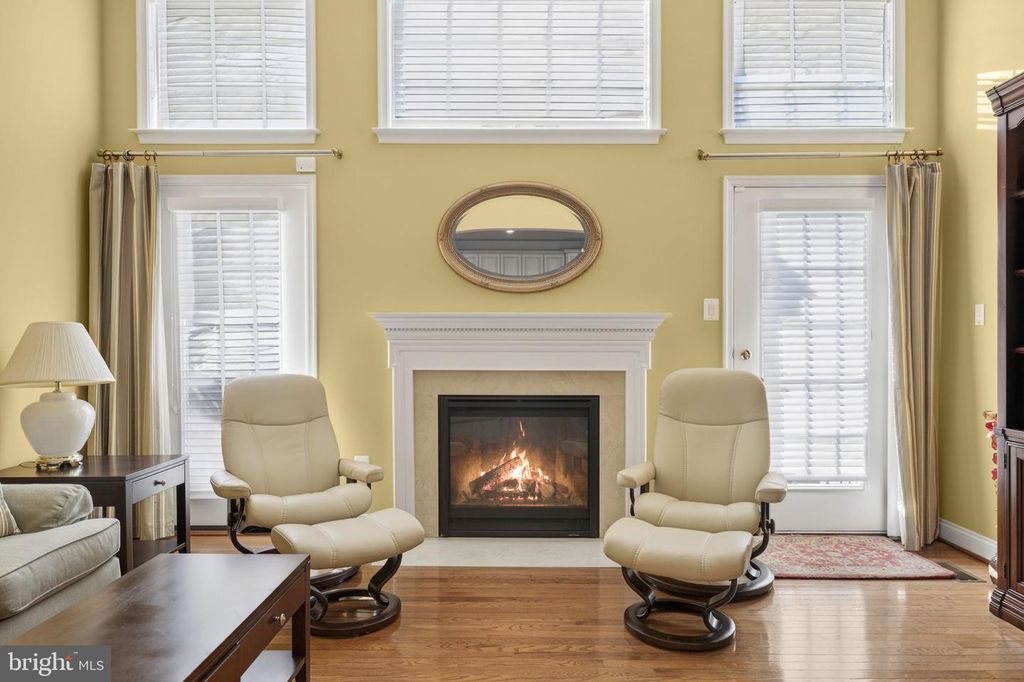 27 BEALLAIR SQUARE DR, Charles Town, WV 25414