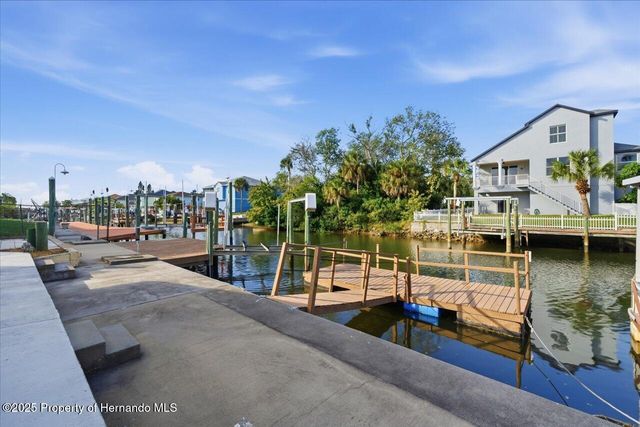 7527 Hatteras Drive, Hudson, FL 34667