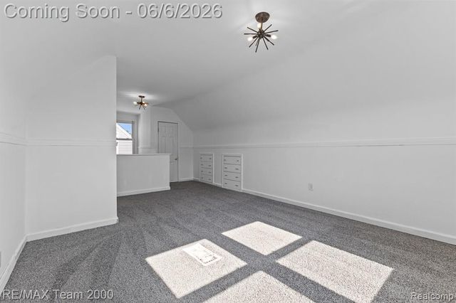 28952 Bridge Street, Garden City, MI 48135