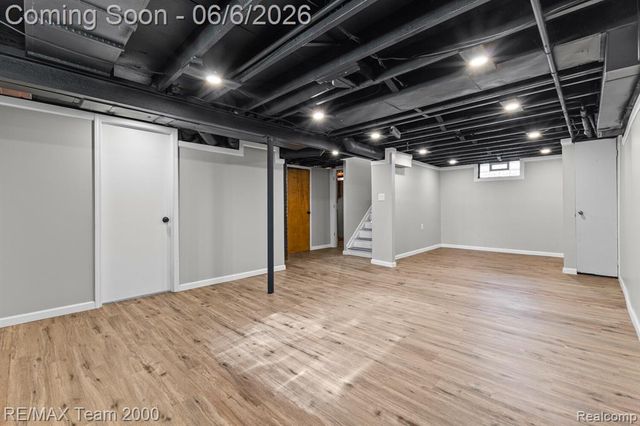 28952 Bridge Street, Garden City, MI 48135