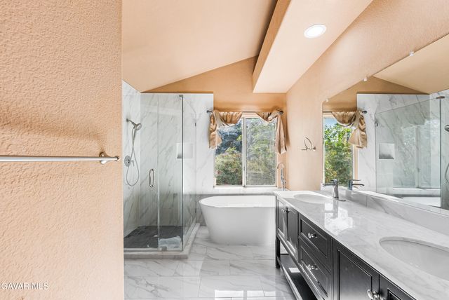 42337 Alicante Street, Quartz Hill, CA 93536