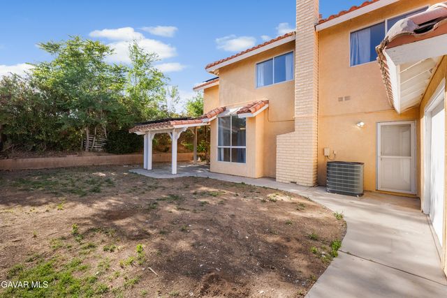 42337 Alicante Street, Quartz Hill, CA 93536
