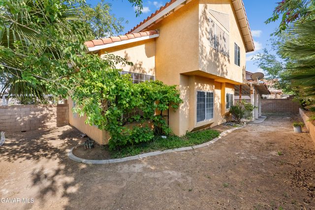 42337 Alicante Street, Quartz Hill, CA 93536