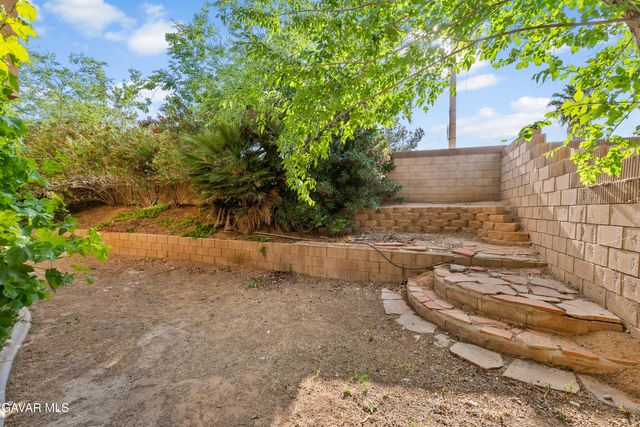 42337 Alicante Street, Quartz Hill, CA 93536