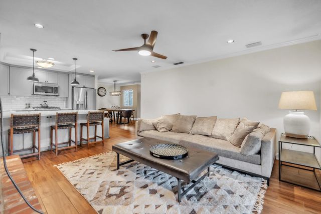 5220 Lynnadeane Ct, Carmichael, CA 95608