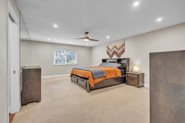 5220 Lynnadeane Ct, Carmichael, CA 95608