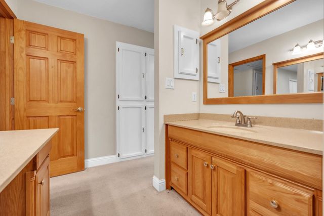 5220 Lynnadeane Ct, Carmichael, CA 95608