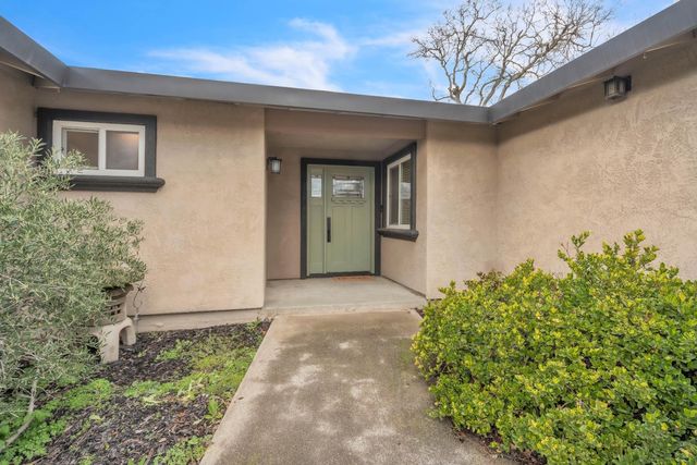 5220 Lynnadeane Ct, Carmichael, CA 95608