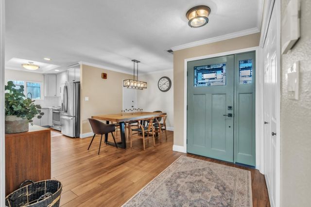 5220 Lynnadeane Ct, Carmichael, CA 95608