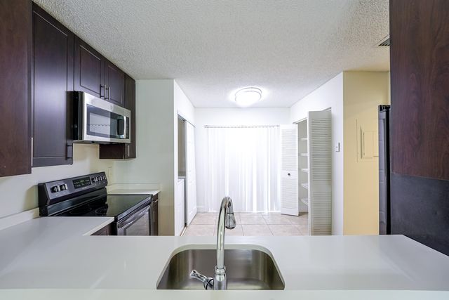 1979 NW 4TH Avenue A, Boca Raton, FL 33431