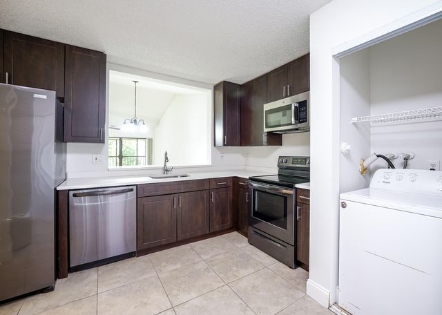 1979 NW 4TH Avenue A, Boca Raton, FL 33431