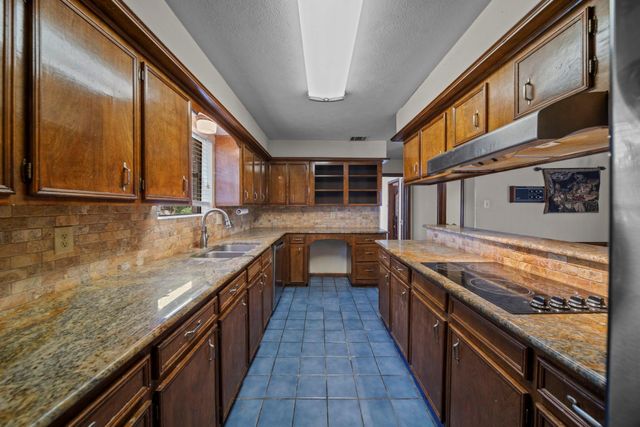 3815 Sunstone Drive, Houston, TX 77068