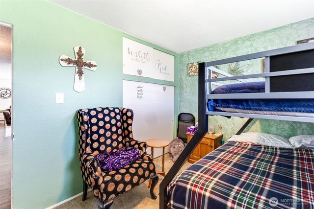 519 S 92nd, Tacoma, WA 98444
