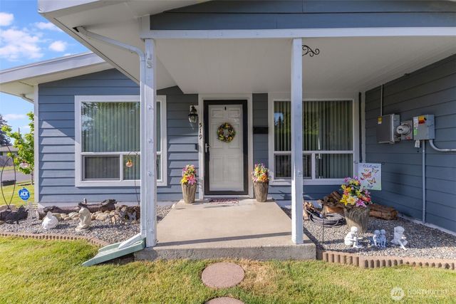 519 S 92nd, Tacoma, WA 98444