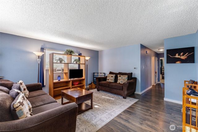 519 S 92nd, Tacoma, WA 98444