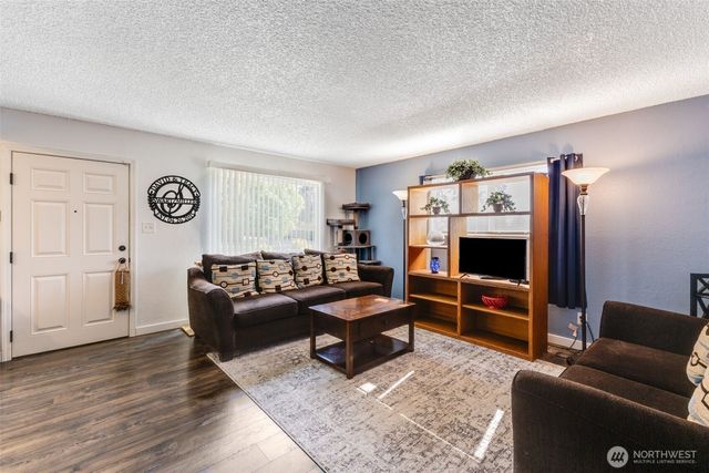 519 S 92nd, Tacoma, WA 98444