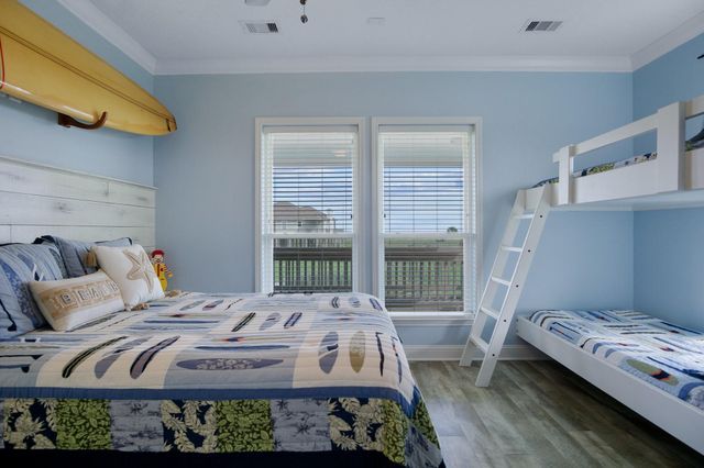 810 4th Street, Port Bolivar, TX 77650