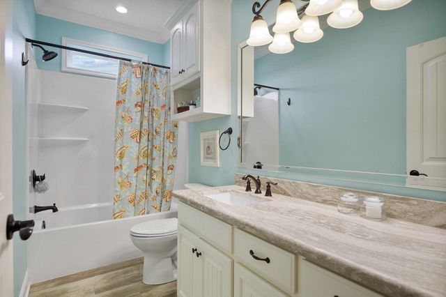 810 4th Street, Port Bolivar, TX 77650
