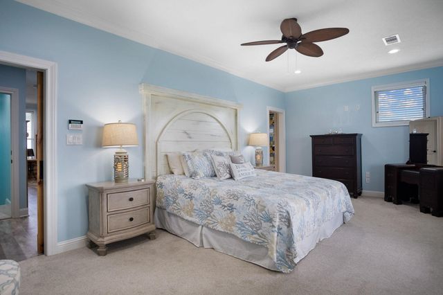 810 4th Street, Port Bolivar, TX 77650