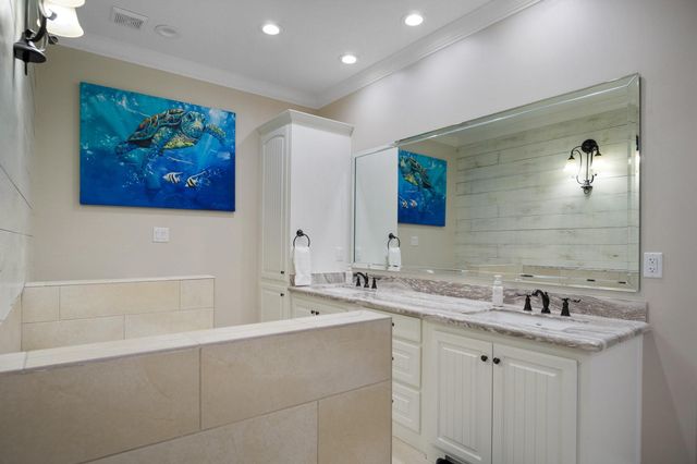 810 4th Street, Port Bolivar, TX 77650