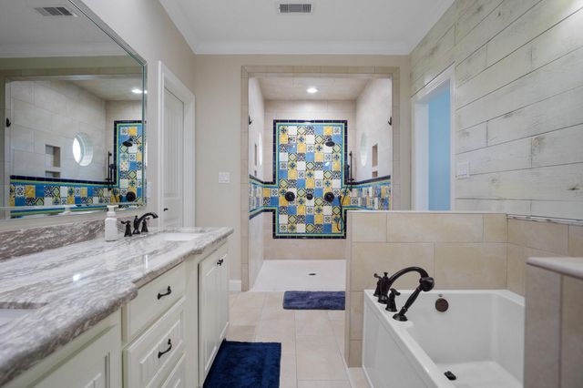 810 4th Street, Port Bolivar, TX 77650