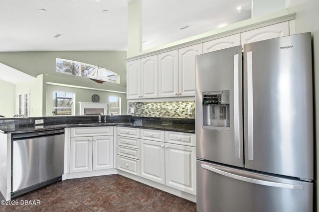 12 S Lakewalk Drive, Palm Coast, FL 32137