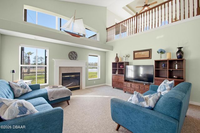 12 S Lakewalk Drive, Palm Coast, FL 32137