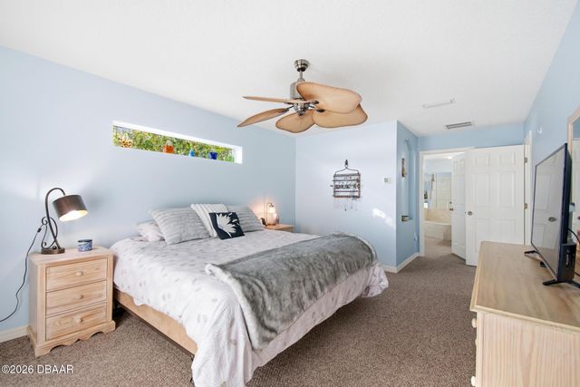 12 S Lakewalk Drive, Palm Coast, FL 32137