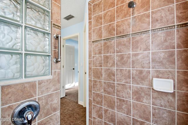 12 S Lakewalk Drive, Palm Coast, FL 32137