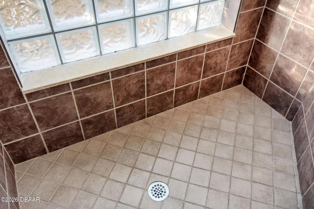 12 S Lakewalk Drive, Palm Coast, FL 32137