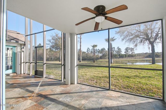 12 S Lakewalk Drive, Palm Coast, FL 32137