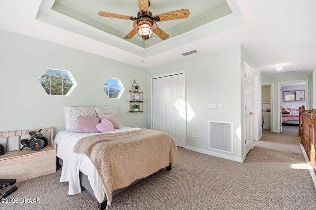 12 S Lakewalk Drive, Palm Coast, FL 32137