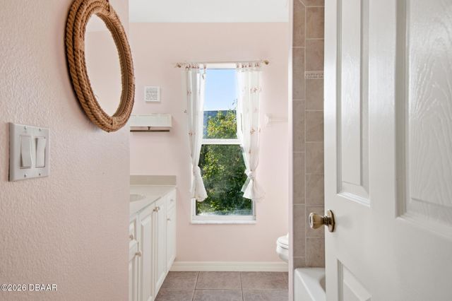 12 S Lakewalk Drive, Palm Coast, FL 32137