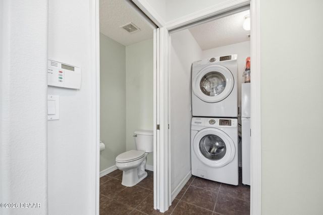 12 S Lakewalk Drive, Palm Coast, FL 32137