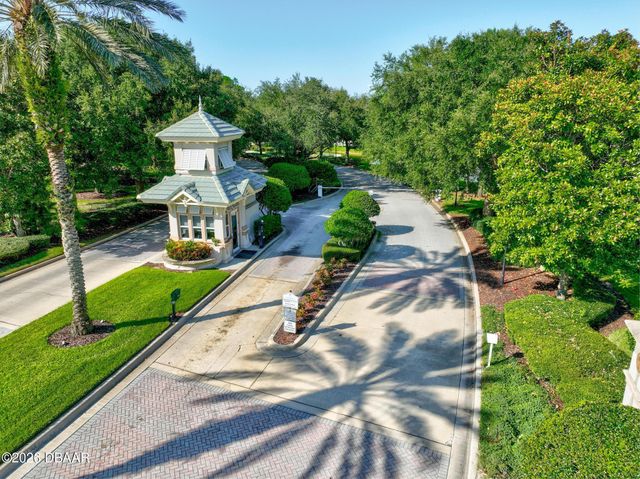 12 S Lakewalk Drive, Palm Coast, FL 32137