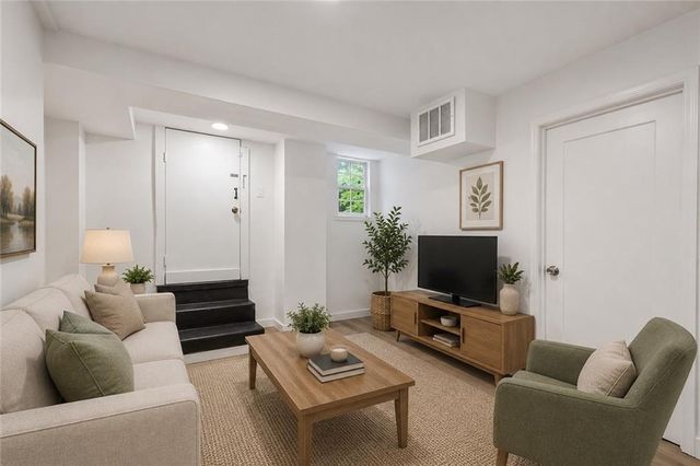 2526 Semmes Street, Atlanta, GA 30344