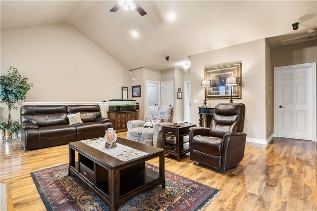 20 Hambleton Drive, Bella Vista, AR 72714