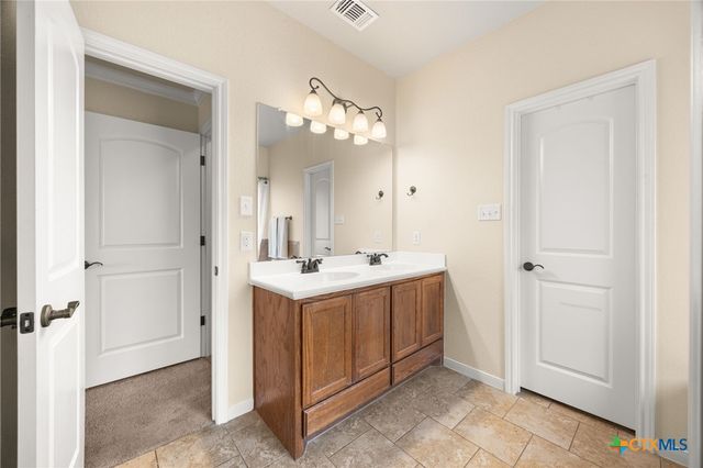 704 Hailie, Killeen, TX 76542